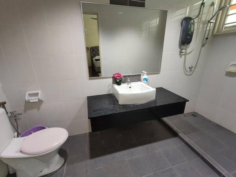 Dhiyaa's Homestay, Belleza Holiday home Jitra