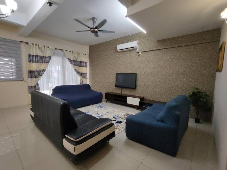 Dhiyaa's Homestay, Belleza Holiday home