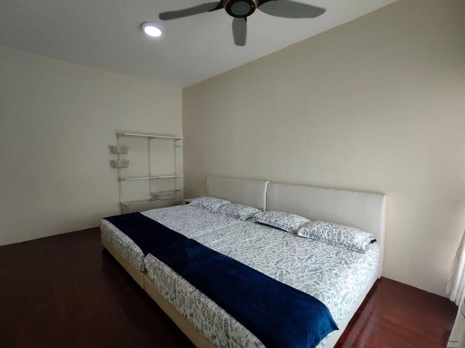 Dhiyaa's Homestay, Belleza Holiday home *